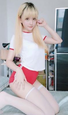 年轻的母亲四