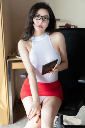 黑木麻衣